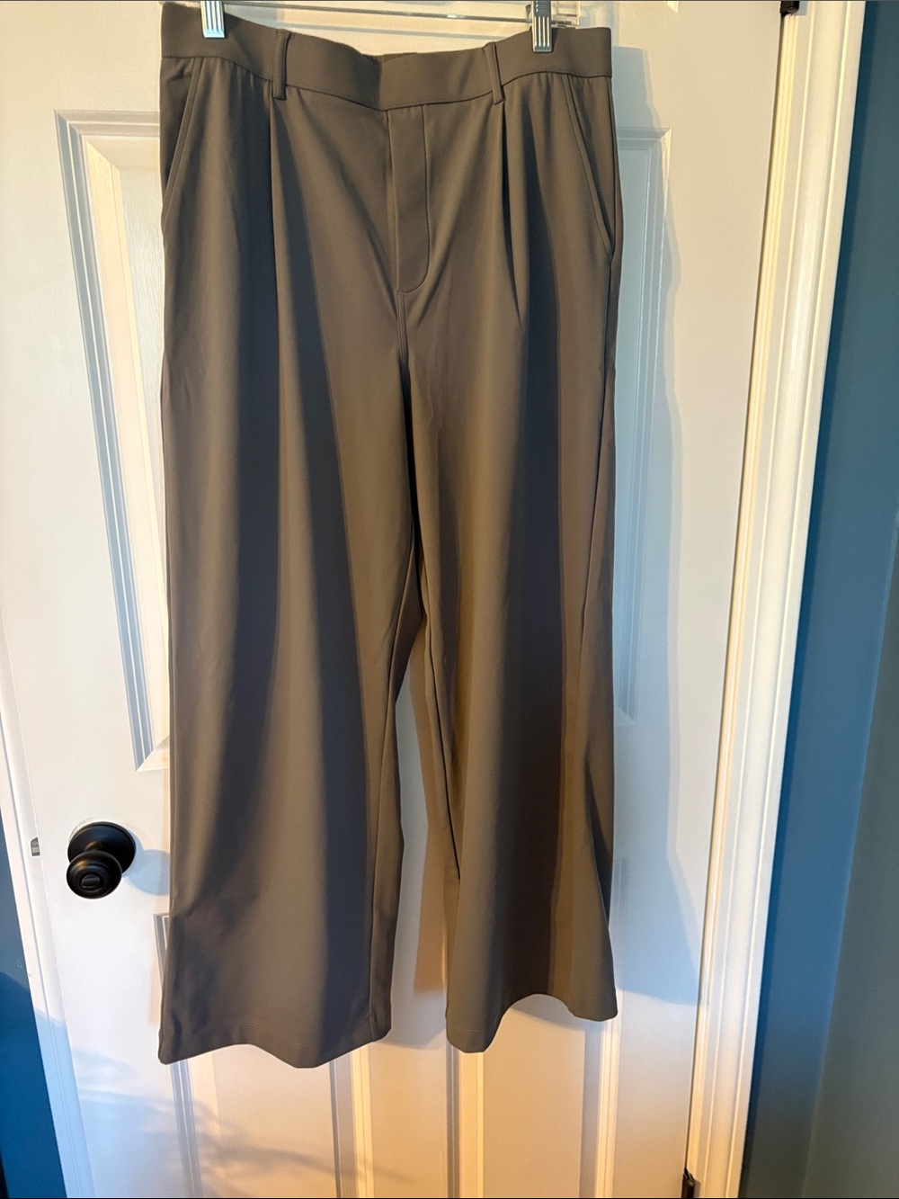 HALARA Gray Wide-Leg Pull-On Trousers